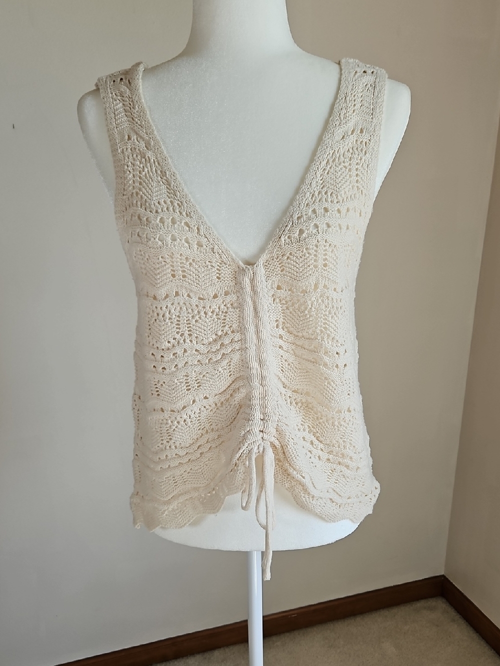 Jessica Simpson Open Crochet Cinch Tie Tank Scallop Hem Hippie Festival M Cream